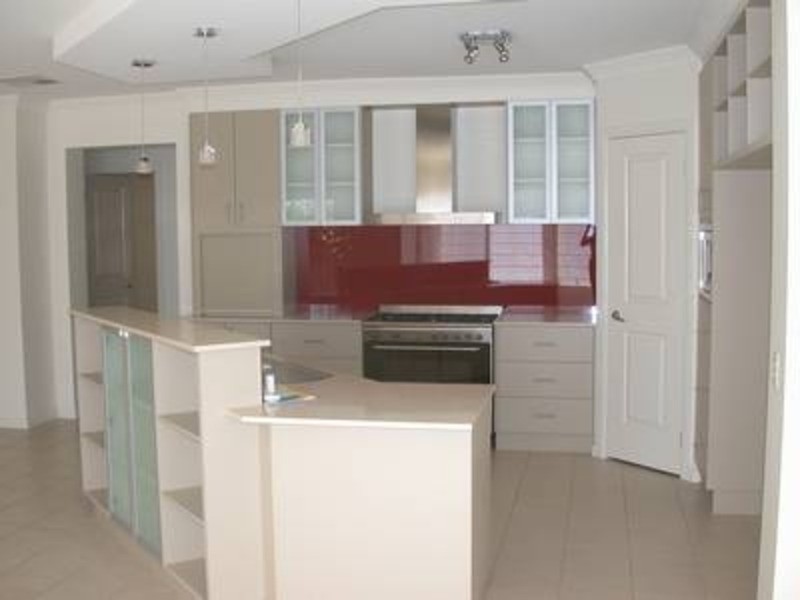 13 Ballara Drive, West Wodonga VIC 3690