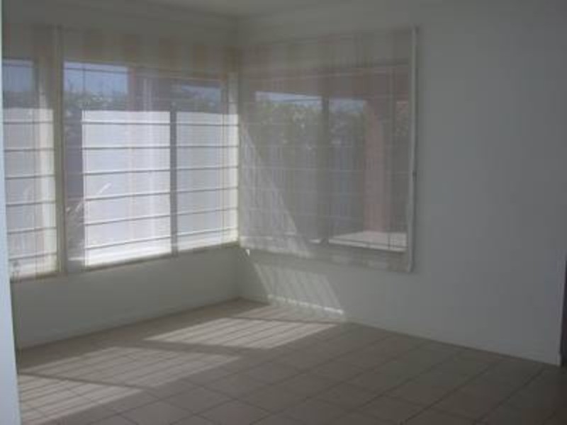 13 Ballara Drive, West Wodonga VIC 3690