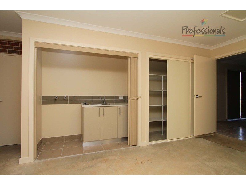 Lavington NSW 2641
