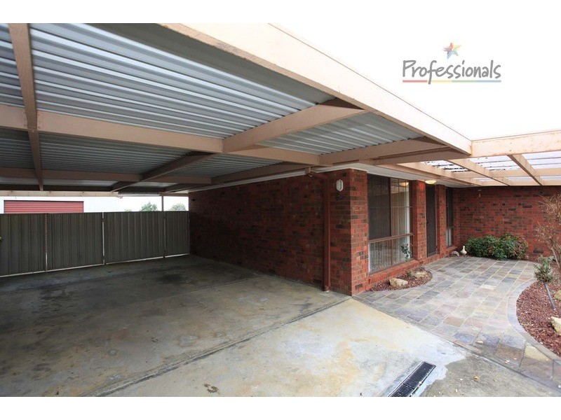 16 Nightingale Avenue, Wodonga VIC 3690