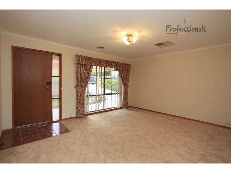 16 Nightingale Avenue, Wodonga VIC 3690