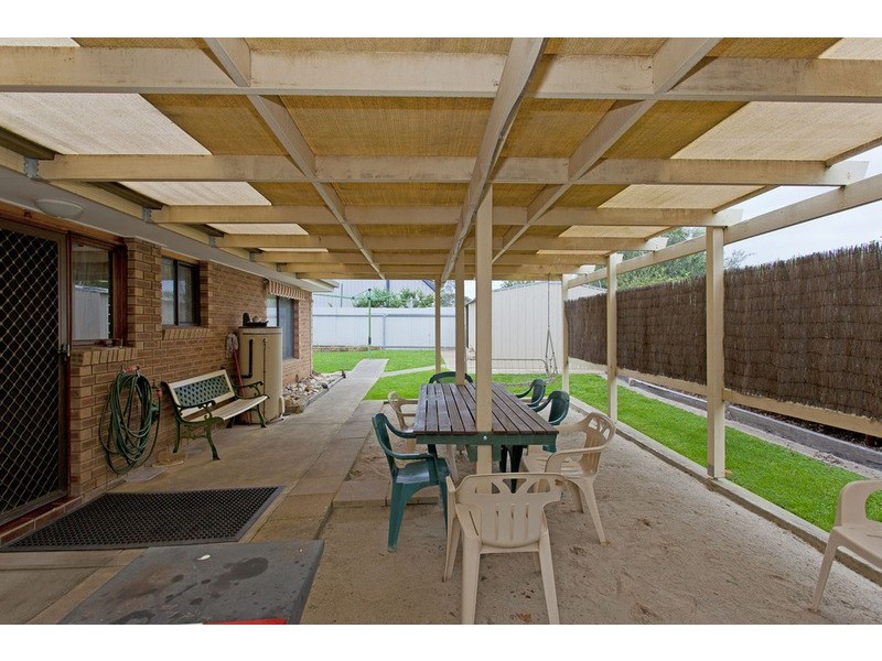 2/6 Skerry Street, Chiltern VIC 3683