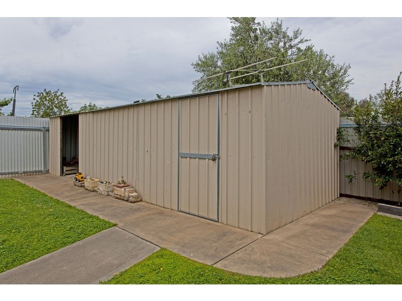 2/6 Skerry Street, Chiltern VIC 3683