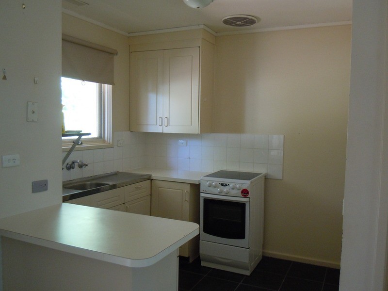 2/18 Gardner Street, Wodonga VIC 3690