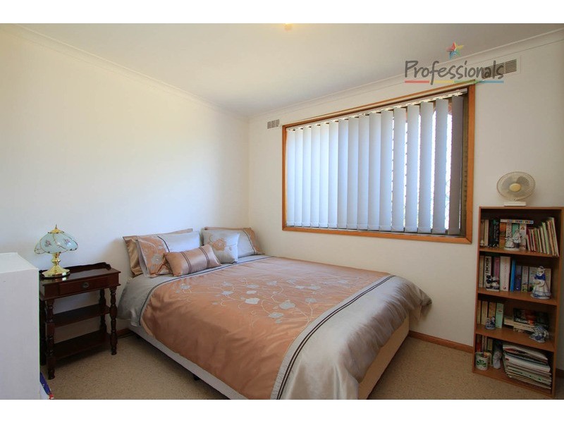 24 Conness Street, Chiltern VIC 3683