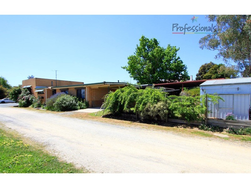 24 Conness Street, Chiltern VIC 3683
