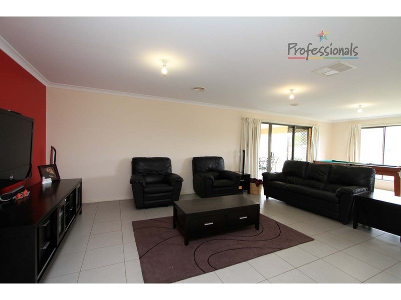 3 Whiteley Circuit, Baranduda VIC 3691