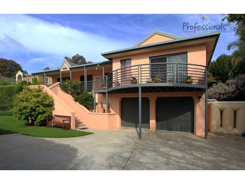 2 The Court, Wodonga VIC 3690