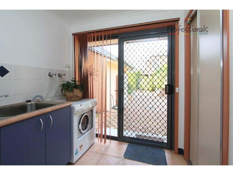 2 The Court, Wodonga VIC 3690