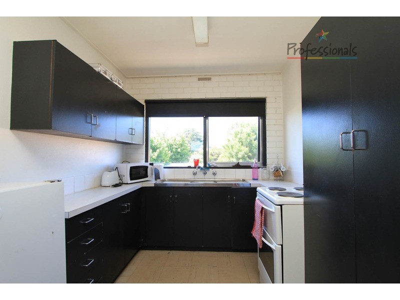 8 &10/206 Lawrence Street, Wodonga VIC 3690