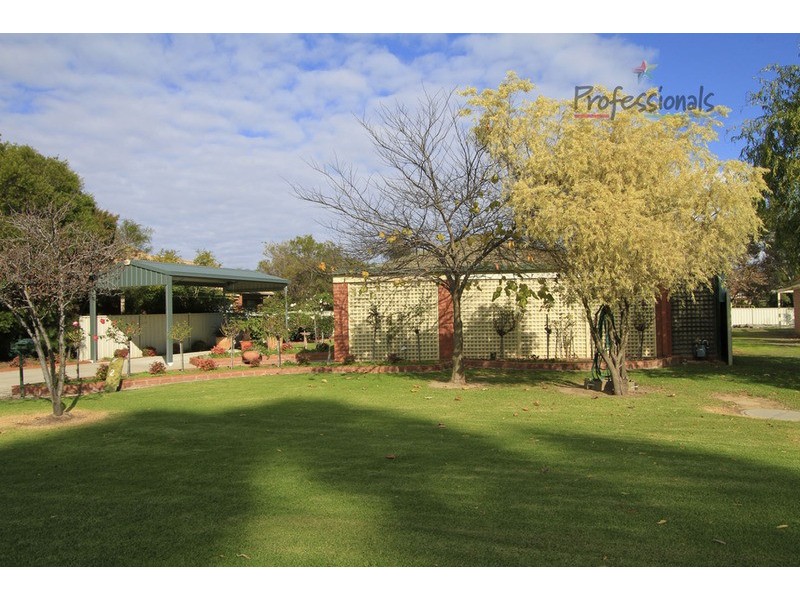 2 Goulburn Court, Wodonga VIC 3690
