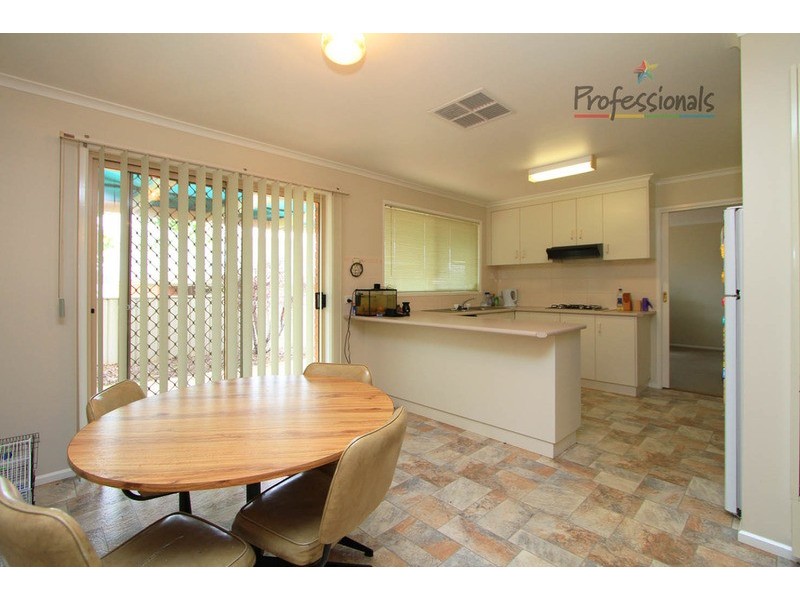 2 Comfrey Court, Baranduda VIC 3691