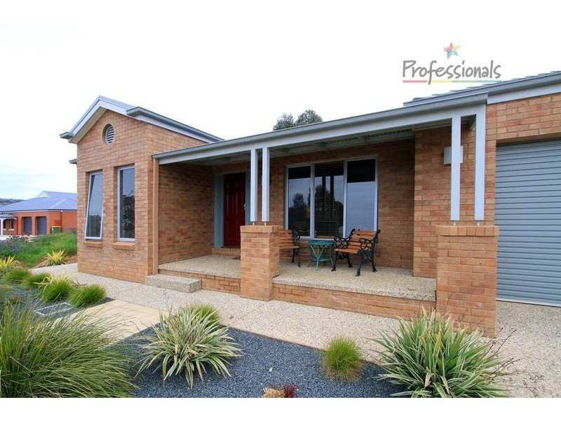 68 Firestone  Way, Wodonga VIC 3690