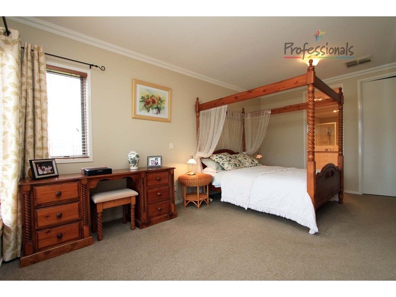 68 Firestone  Way, Wodonga VIC 3690