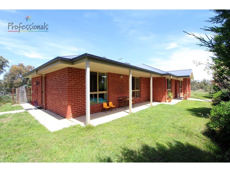 3481 Murray valley Highway, Bonegilla VIC 3691