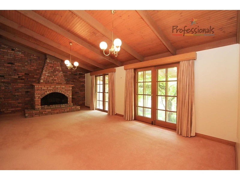 1 Ford  Court, Baranduda VIC 3691