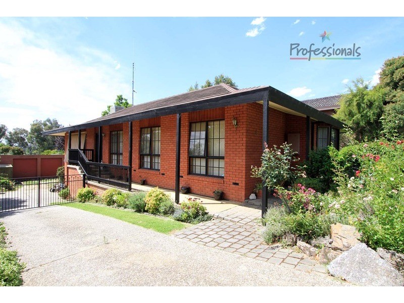 6 Carlisle Crescent, Wodonga VIC 3690