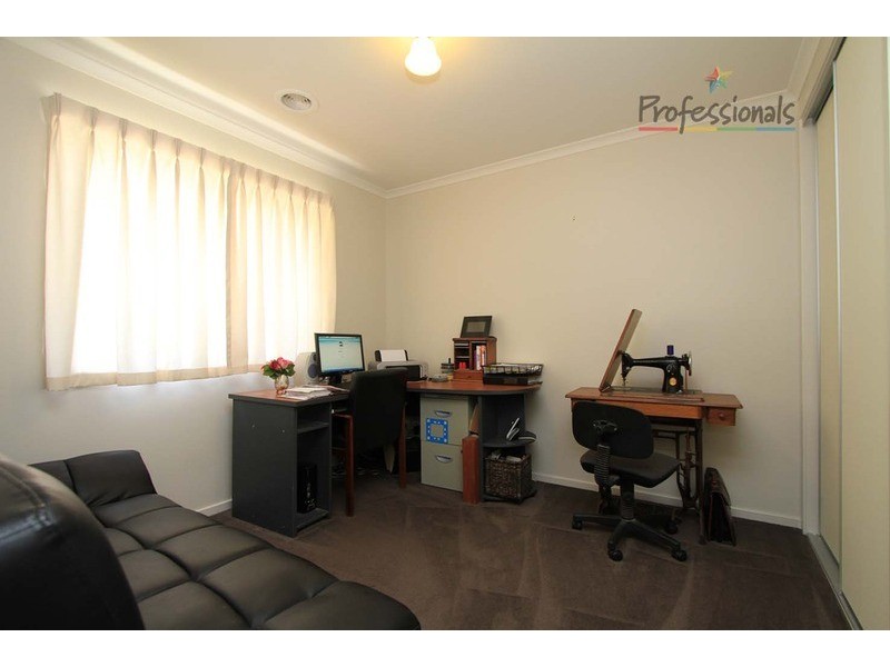 9 Murra  Court, Kiewa VIC 3691