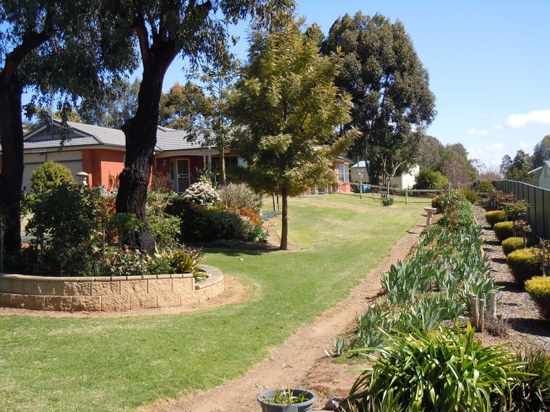 27 Howards Road, Baranduda VIC 3691