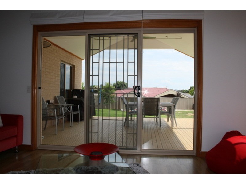 18 Hemlock Court, Baranduda VIC 3691