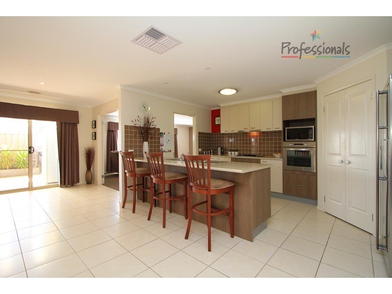 27 Valerian Terrace, Baranduda VIC 3691