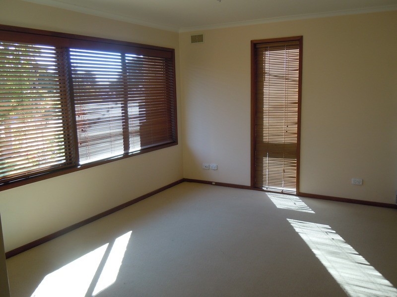 19 Nicole  Crescent, Wodonga VIC 3690