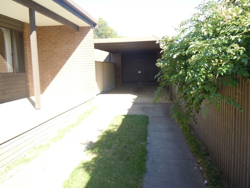 19 Nicole  Crescent, Wodonga VIC 3690