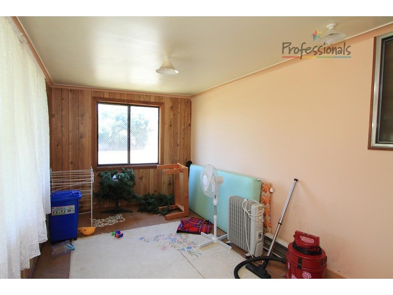 24 Albert Road, Chiltern VIC 3683