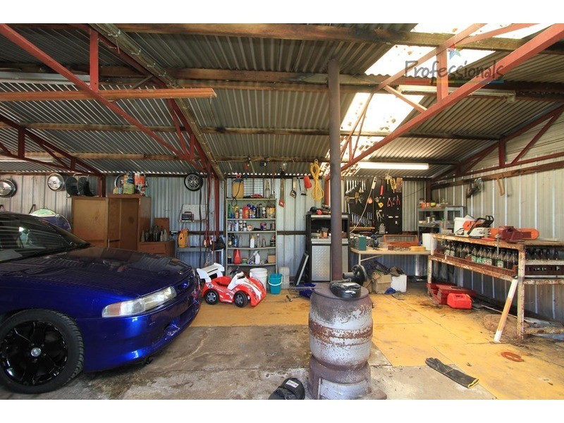 24 Albert Road, Chiltern VIC 3683