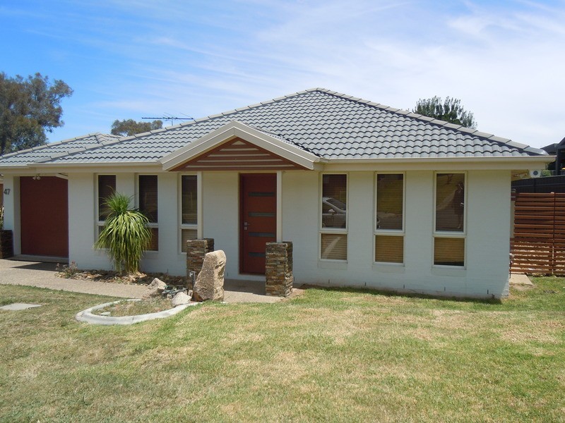47 Kurrajong Crescent, Albury NSW 2640