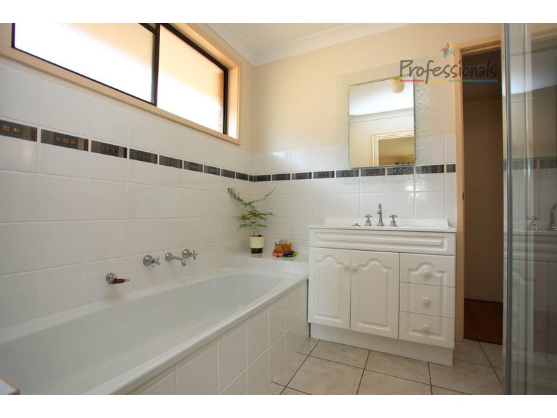 6 Deakin Court, Wodonga VIC 3690