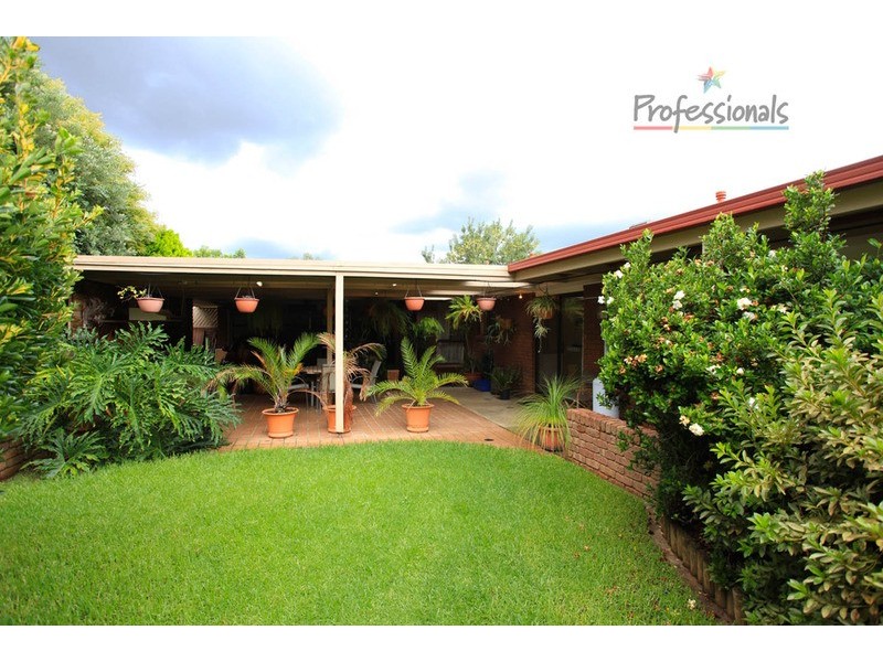 6 Deakin Court, Wodonga VIC 3690