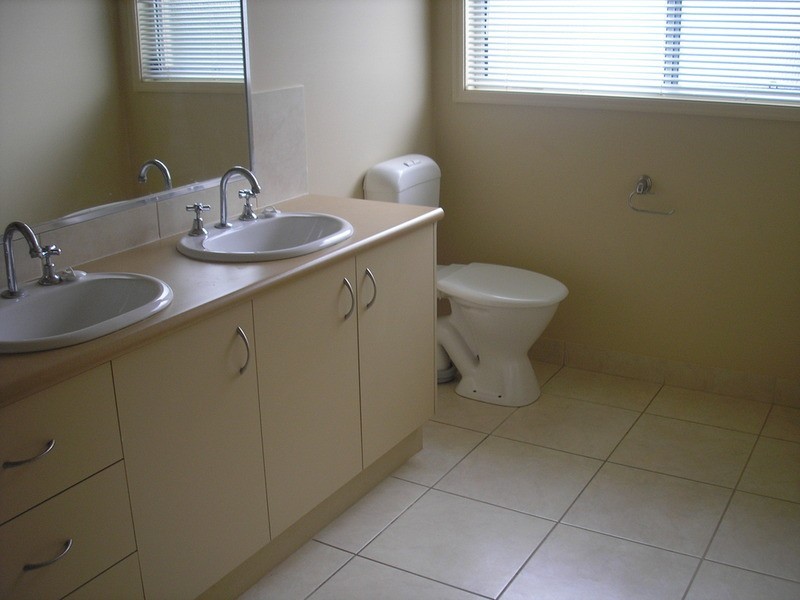 6 Kingfisher Drive, Wodonga VIC 3690