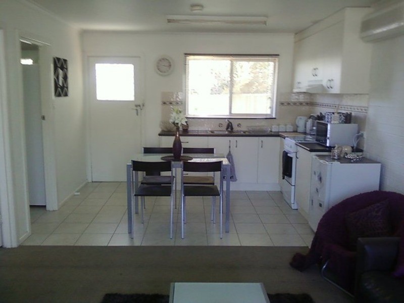 3/121 Gralen  Street, Wodonga VIC 3690