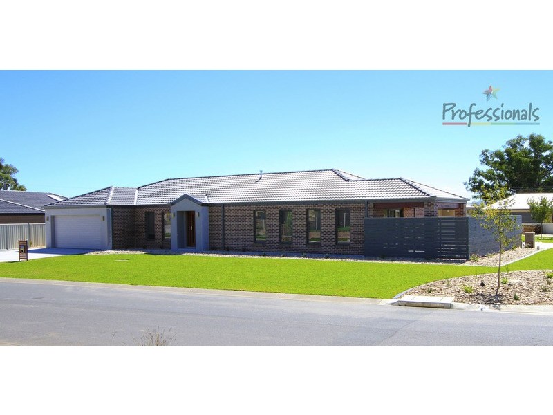2 Lauren  Place, Wodonga VIC 3690