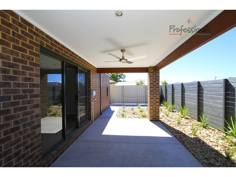 2 Lauren  Place, Wodonga VIC 3690