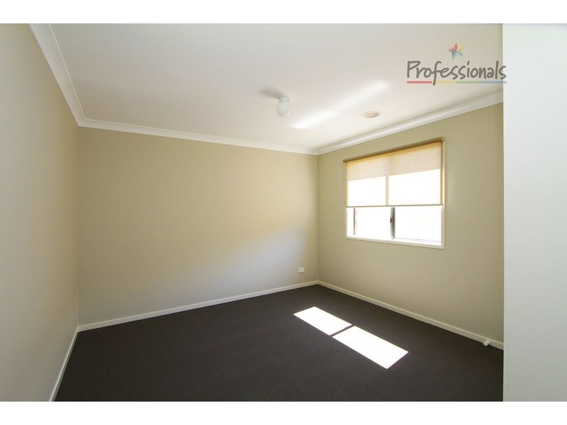 2 Lauren  Place, Wodonga VIC 3690