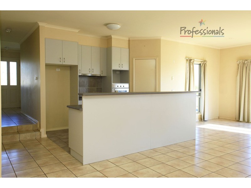 6 Kingfisher Drive, Wodonga VIC 3690
