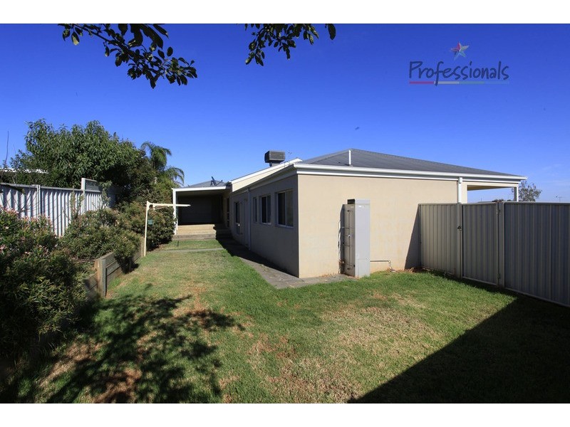 6 Kingfisher Drive, Wodonga VIC 3690