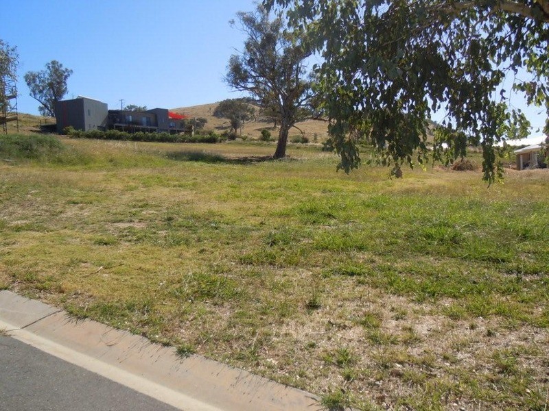 4 Cardamine Road, Bandiana VIC 3694