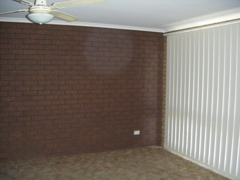 13/607 Prune Street, Lavington NSW 2641