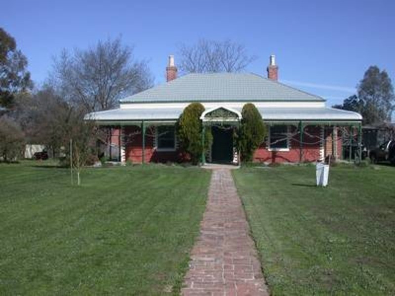 28-30 Barkly Street, Chiltern VIC 3683