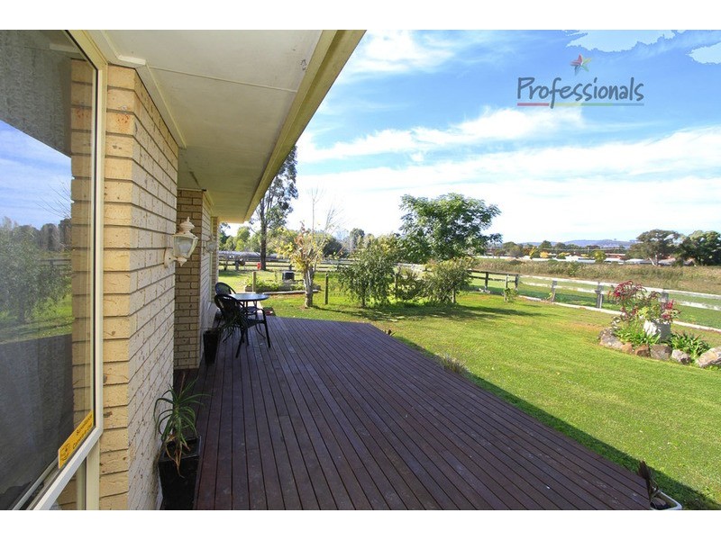 50a High street, Chiltern VIC 3683