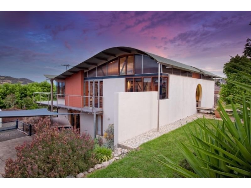 37 Avondale Drive, Wodonga VIC 3690