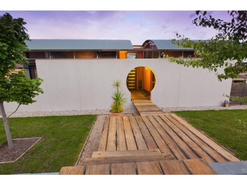 37 Avondale Drive, Wodonga VIC 3690