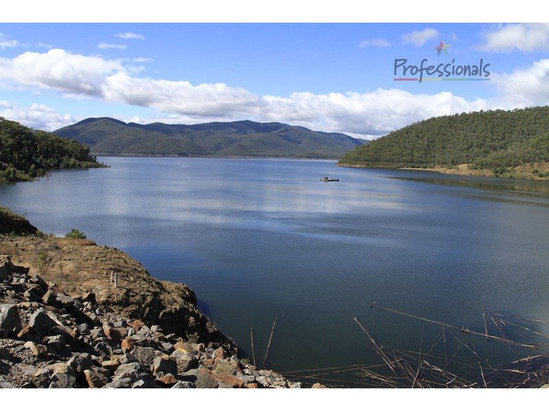 11 Crawford Court, Dartmouth VIC 3701