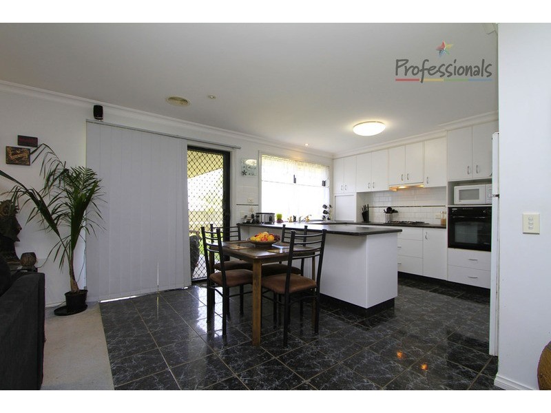 17 Kingfisher Court, East Albury NSW 2640