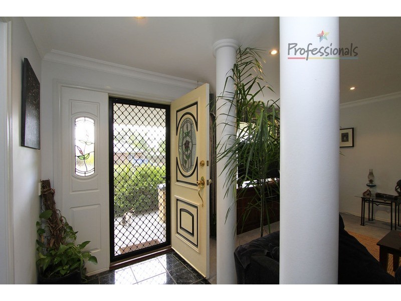 17 Kingfisher Court, East Albury NSW 2640