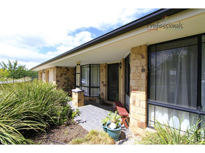 17 Kingfisher Court, East Albury NSW 2640