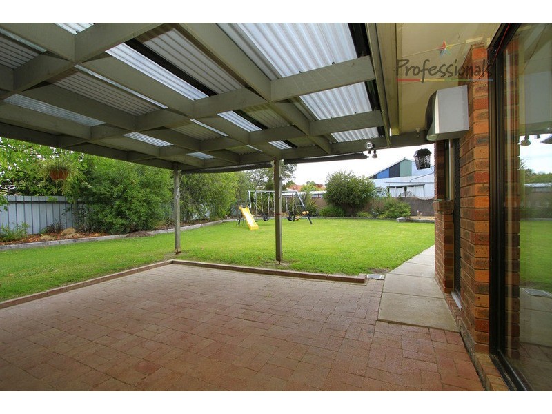 14 Beresford Court, Wodonga VIC 3690
